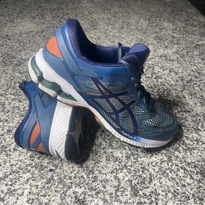 Asics Gel Kayano 28 Men’s running shoes Size 11 Blue Sneaker Walking Athletic